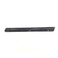 85 Mercedes R107 380SL trim, exterior, fender moulding, left