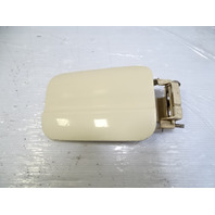 79 Mercedes W123 300CD gas fuel door
