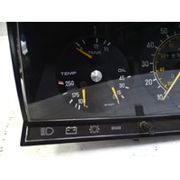 79 Mercedes W123 300CD instrument cluster, speedometer 87001050