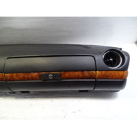 79 Mercedes W123 300CD dashboard, dash board black