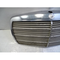 79 Mercedes W123 300CD grille front hood 1238880323