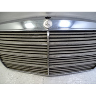 79 Mercedes W123 300CD grille front hood 1238880323