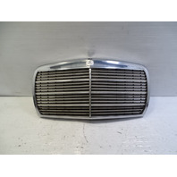 79 Mercedes W123 300CD grille front hood 1238880323