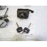 79 Mercedes W123 300CD ignition switch, with key, door handles, trunk lock