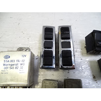79 Mercedes W123 300CD switches and relays 0008207010 0008205910 0015422219