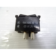 Mercedes R107 380SL switch, antenna 0008206910