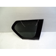 Lexus GX460 glass, quarter, right 62710-60D10 w/antenna