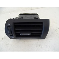 10-15 Lexus RX350 RX450h ac vent, dash, right 55660-0E020 10-15 Lexus RX350 RX450h ac vent, dash, right 55660-0E020