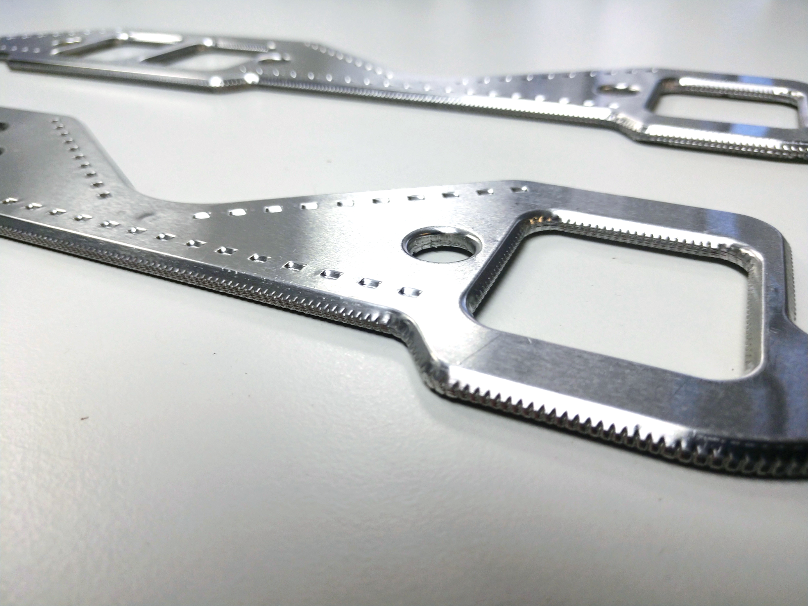 SBC 265400 Square Port Aluminum Exhaust Gasket, Pr, Fits Chevy Small