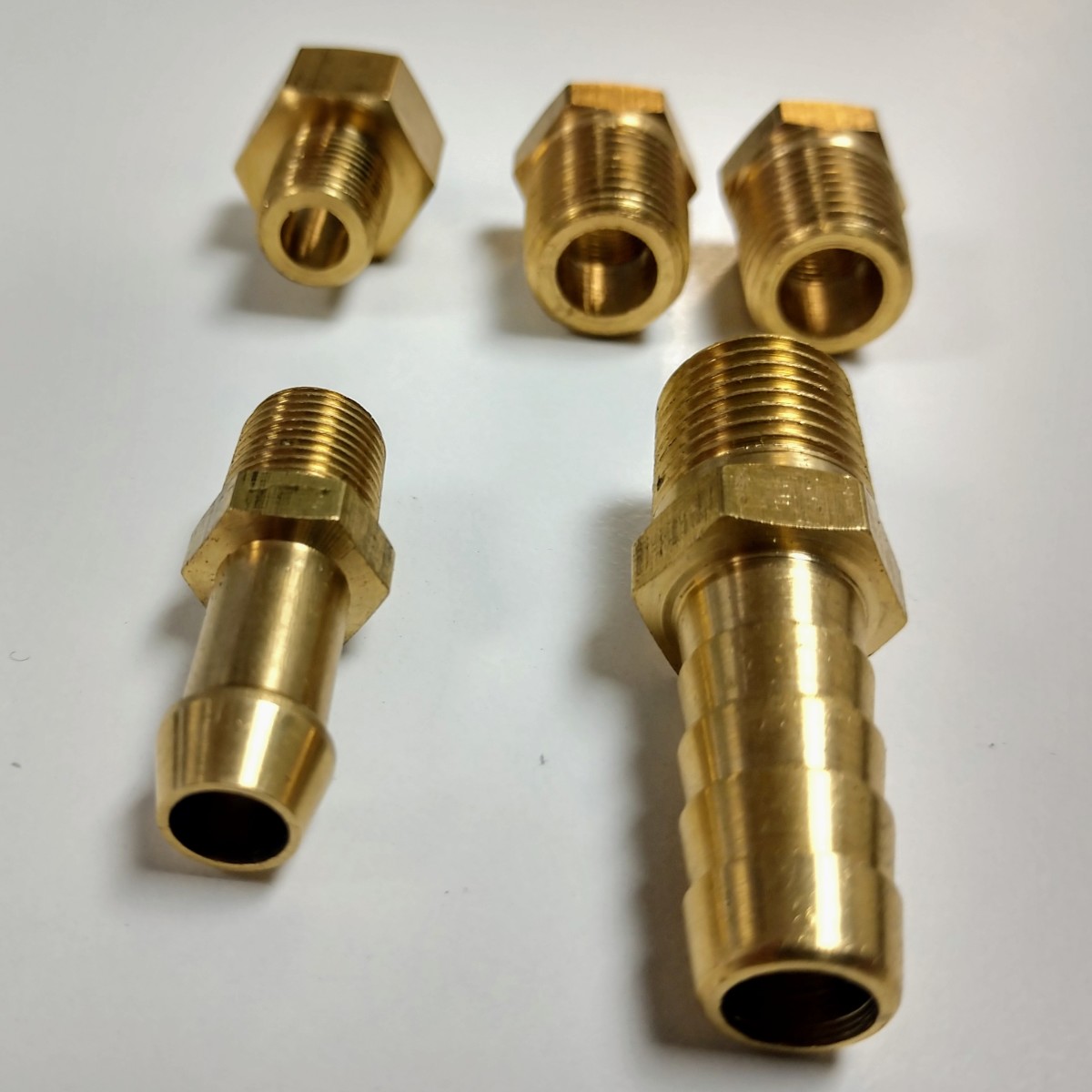 Universal Fuel Pump Fitting Kit 3/8" & 1/4" NPT Fits Chevy SBC BBC Ford