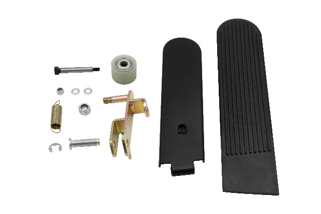 EMPI 98-1093 Accelerator Pedal Kit w/ Roller - Fits VW Beetle 67–79 Super Ghia