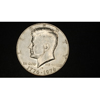 1976-D Kennedy Half Dollar 50c - Large Strike through error reverse