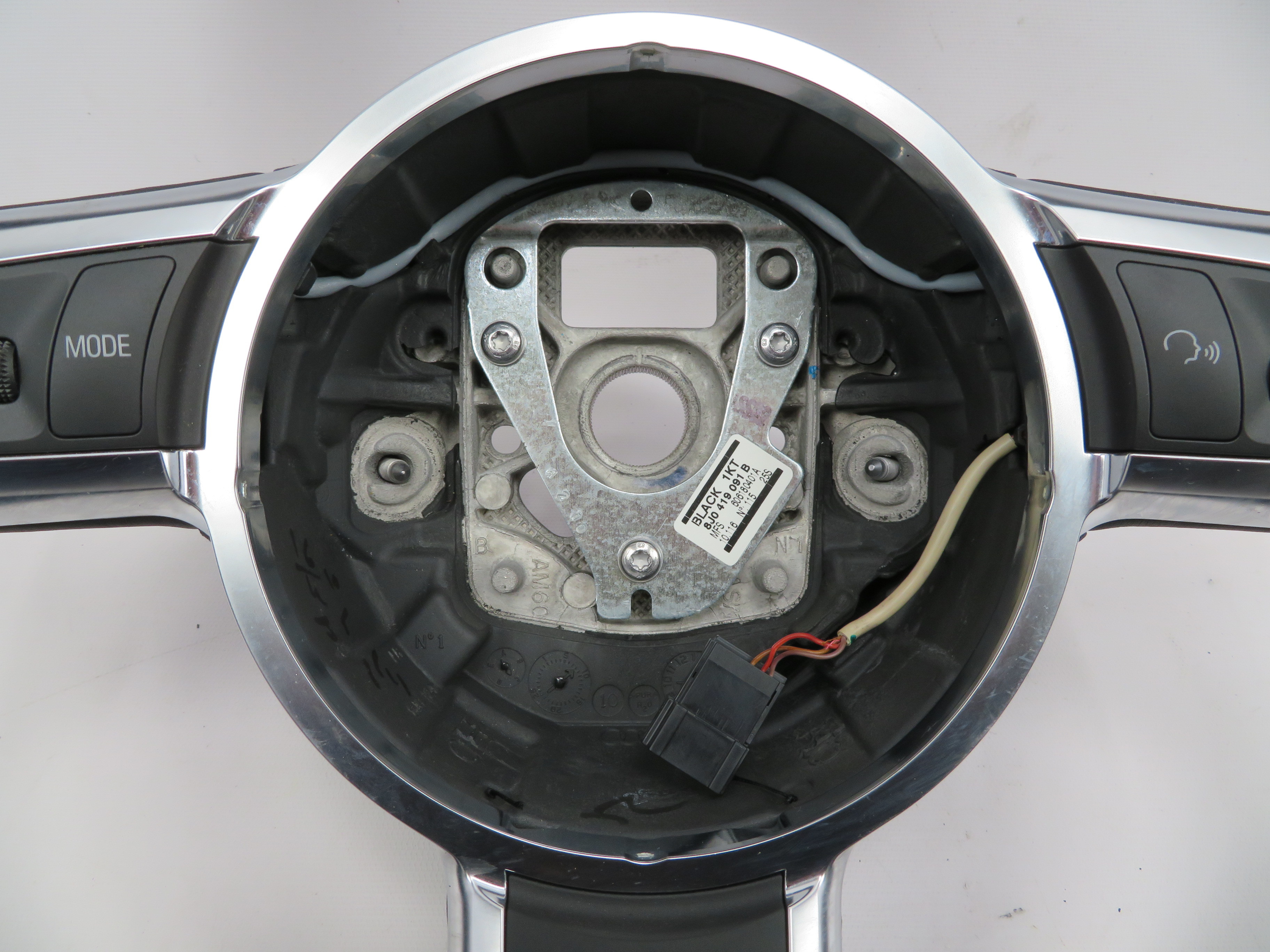2011 Audi R8 V10 Tt 1068 Sport Leather Steering Wheel Flat Bottom