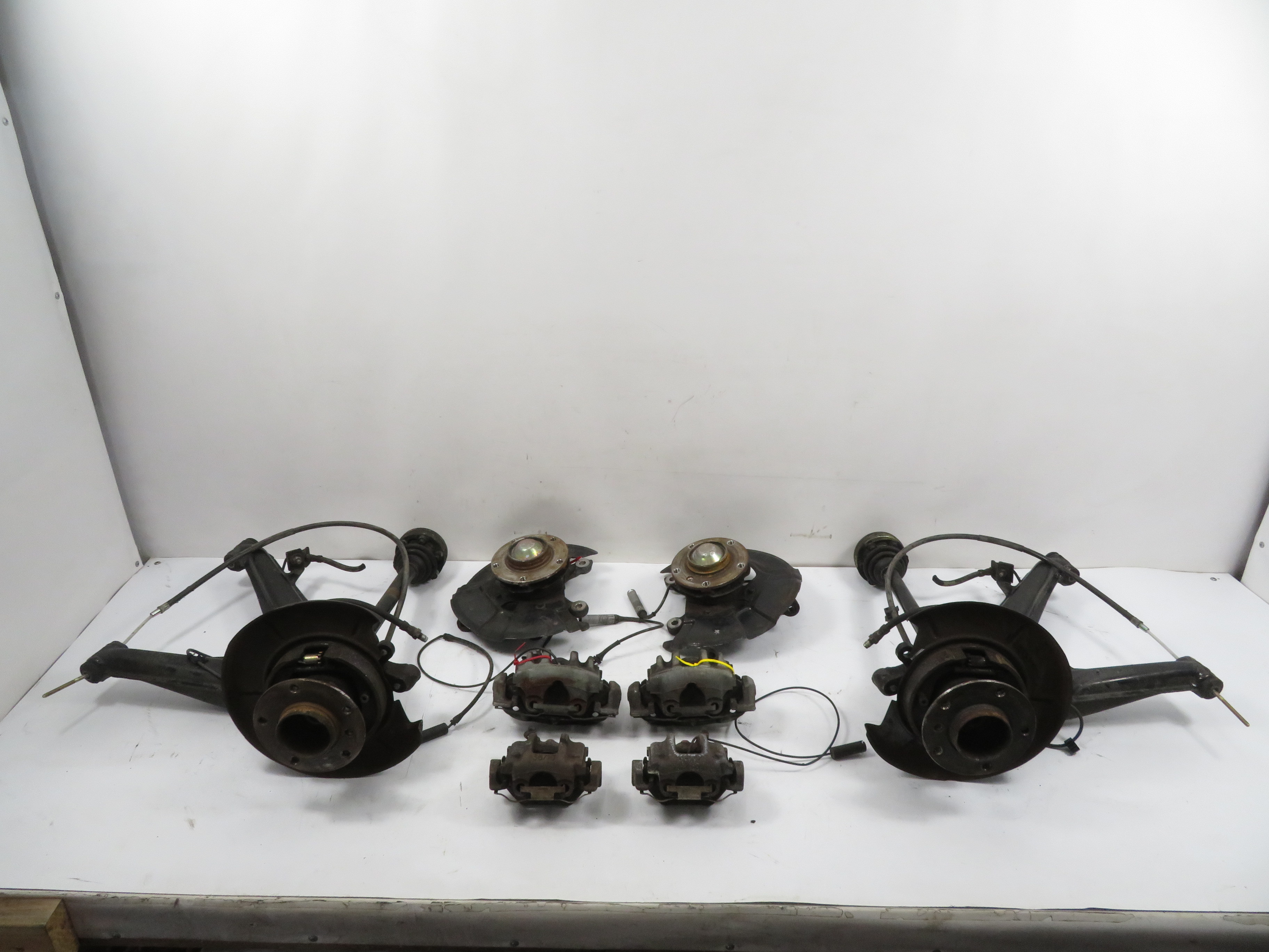 BMW Z3 318 1162 5 Lug Swap Set, Trailing Arms, Hubs, Axles, Calipers