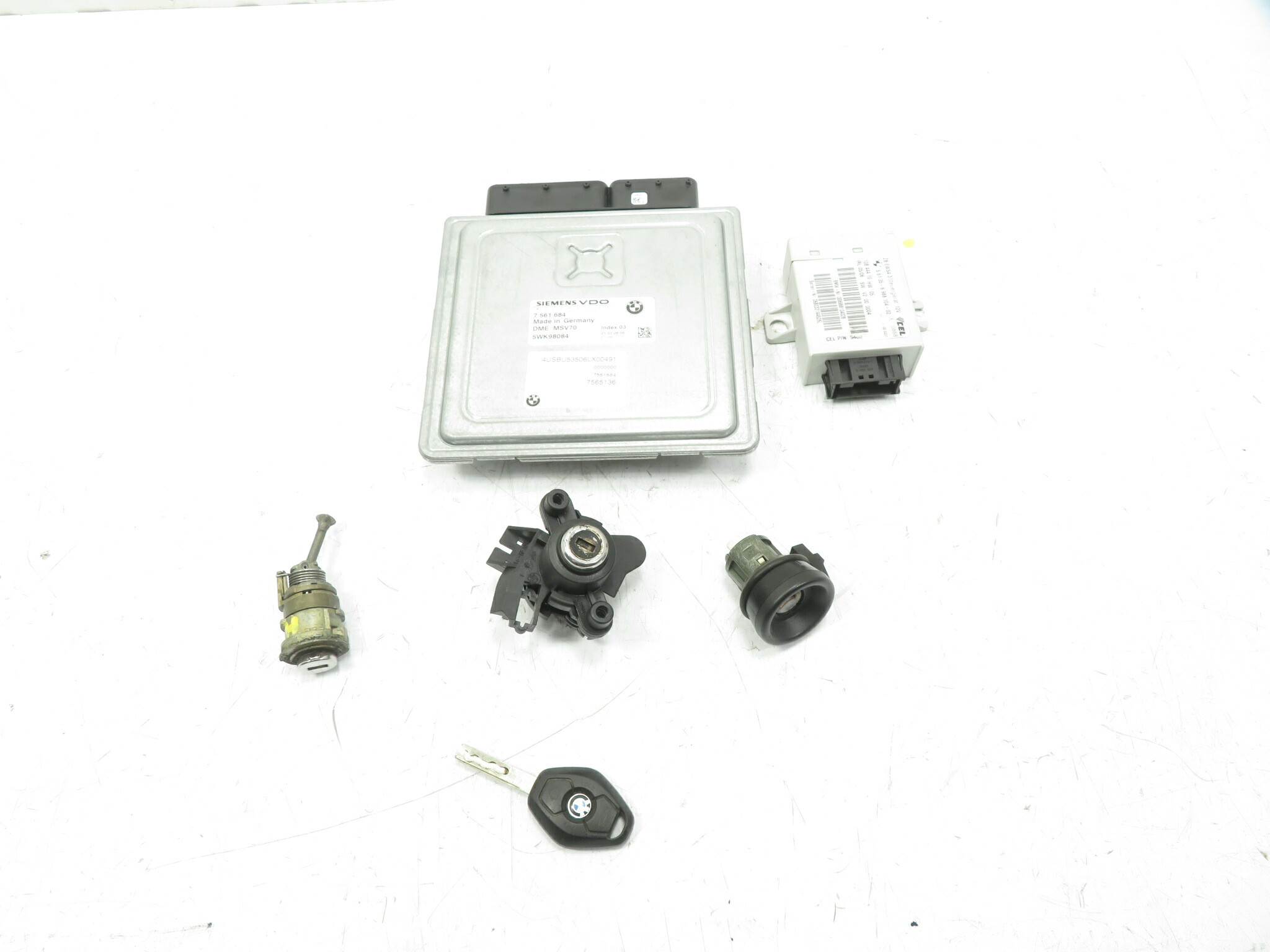 06 BMW Z4 E85 E86 3.0si 1237 Lock Set Ignition Engine ECU Immobilizer