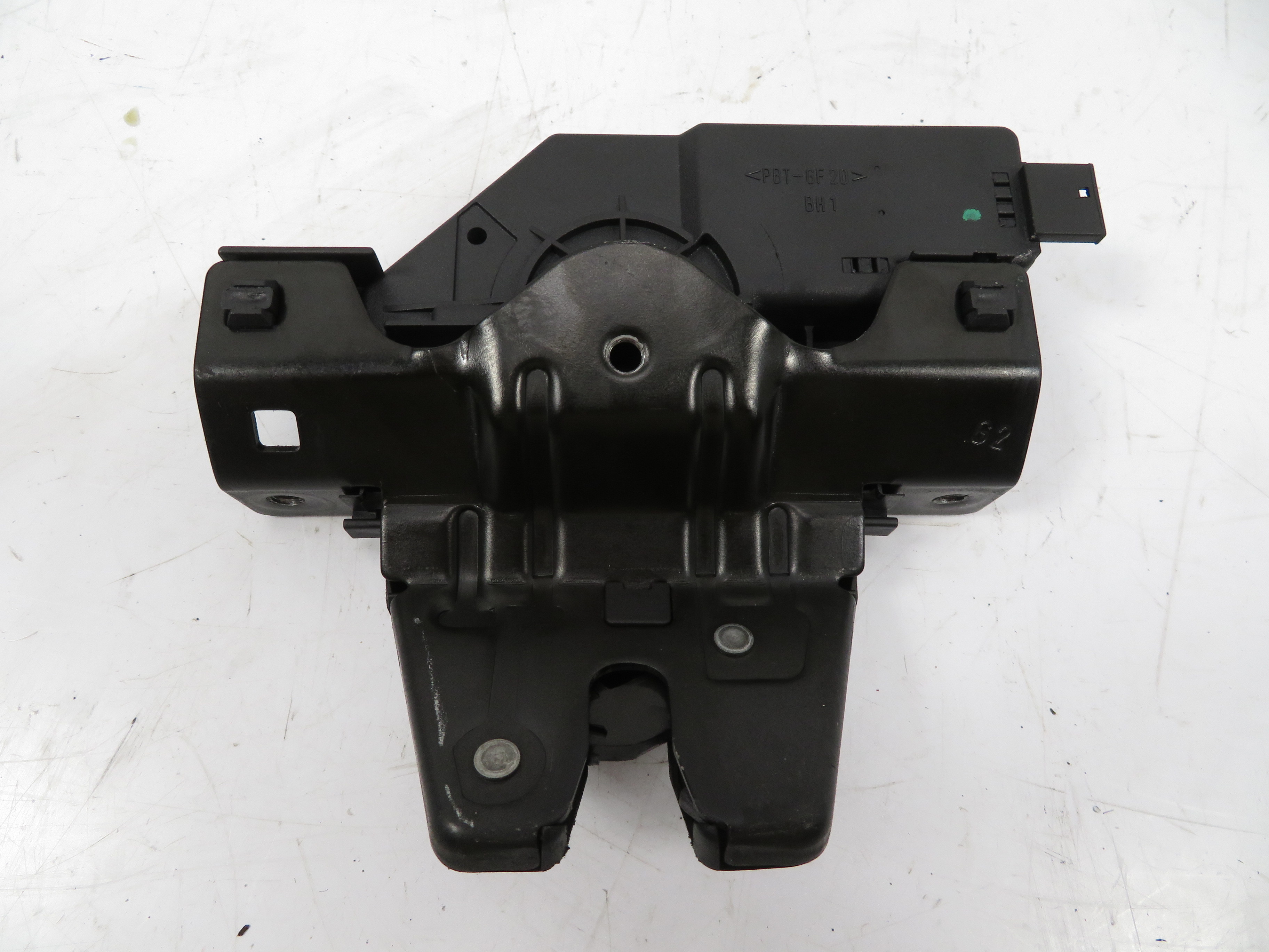 0106 BMW E46 M3 Lock Latch, Trunk Upper 8196401 PK Auto Parts Inc.