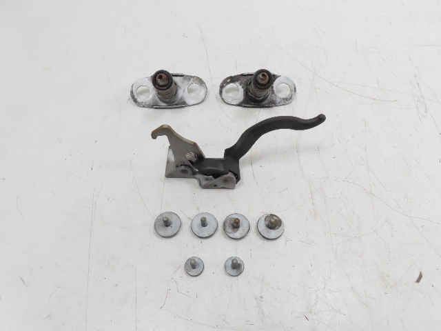2004-2006 BMW X5 4.4L E53 #1083 Latch Lock Set Hood Catch Plate