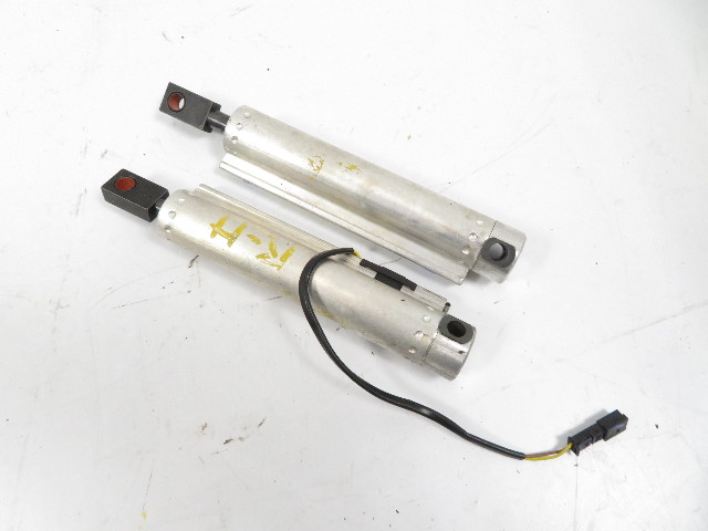 10 BMW Z4 E89 #1160 Hydraulic Cylinder Pair, Convertible Top Roof Main ...