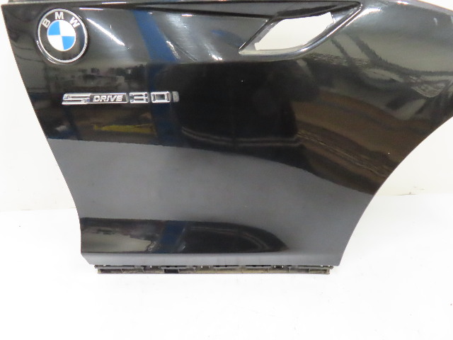 09 BMW Z4 3.0i E89 #1243 Fender, Front Right Black 09 BMW Z4 3.0i E89 #1243 Fender, Front Right Black