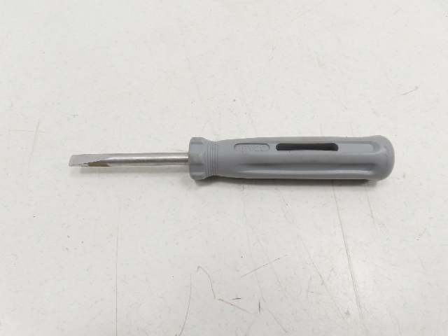 00 BMW Z3 E36 2.5L #1304 Screwdriver, Dual Tip, Flat & Fillips, OEM Heyco