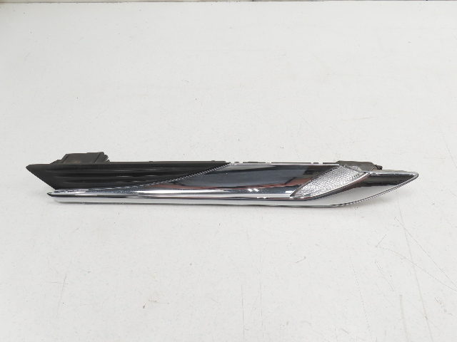 12 BMW 650i F12 Convertible #1306 Light Lamp, Side Marker & Trim Fender Right 63137221862