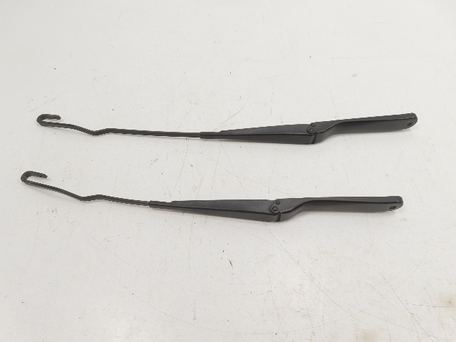 99 BMW Z3 E36 2.8L #1307 Wiper Arm Pair Windshield 61608389550  61608389549