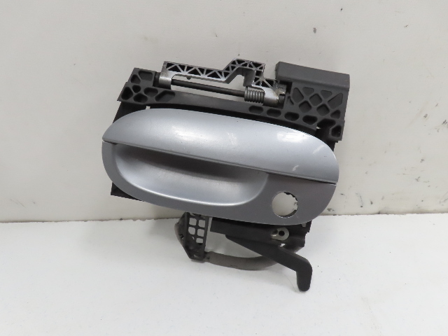 07 BMW Z4 E85 #1311 Door Handle W/ Bracket, Exterior Left