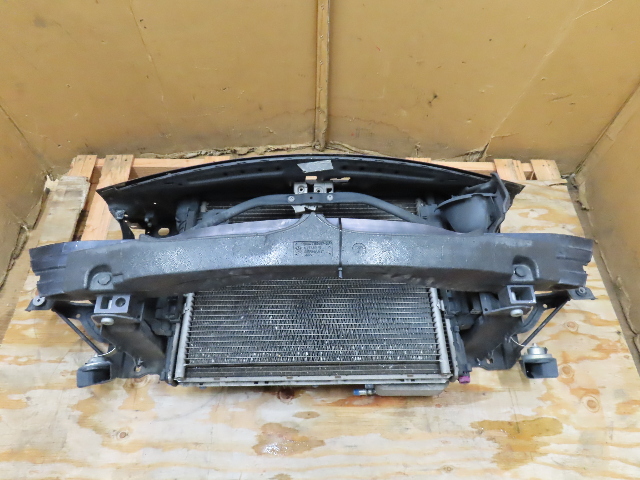 07 BMW Z4 E85 #1311 Radiator Core Support Assembly W/Fan Reinforcement & Mount