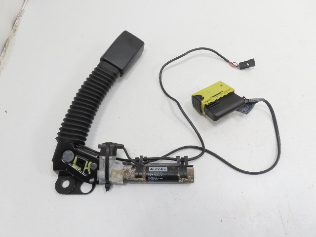 00 BMW Z3 E36 3.0L #1314 Seatbelt Tensioner Clip Buckle, Left 72118413887