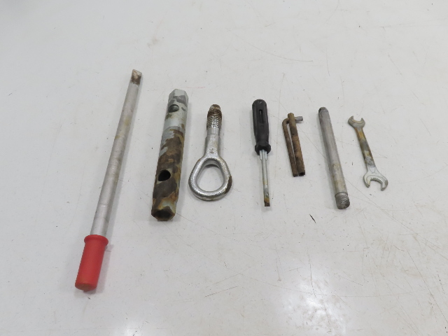 00 Porsche Boxster S 986 #1316 Tool Kit Wrench Screw Driver Tow Hook Bar
