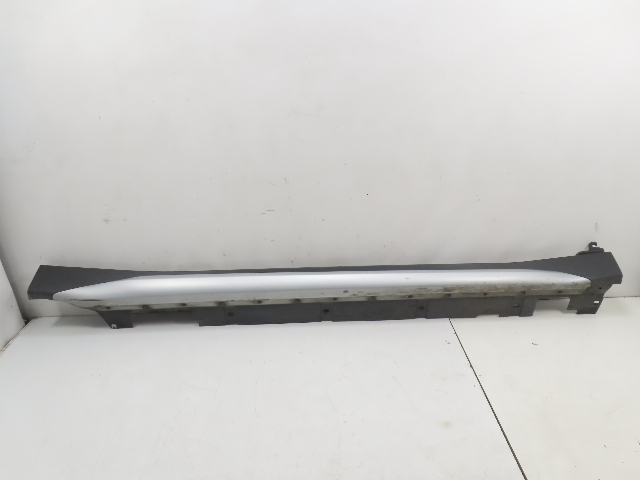 16 BMW X1 F48 Xdrive 28i #1317 Side Skirt, Trim Rocker Molding Panel Right 51777332328
