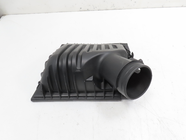 16 BMW X1 F48 Xdrive 28i #1317 Airbox Lid Top Portion, Mass Airflow Bezel OEM 13717639749