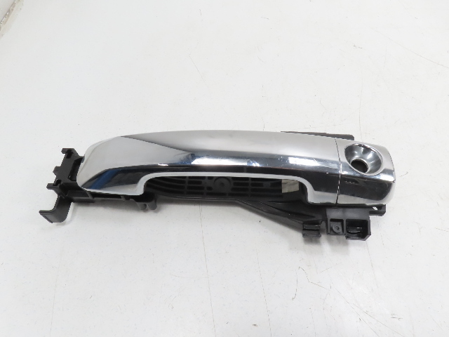 15 Toyota Tundra Crewmax #1318 door handle, exterior left front