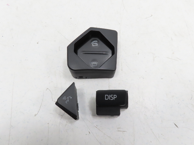 15 Toyota Tundra Crewmax #1318 switch button control covers, steering wheel oem