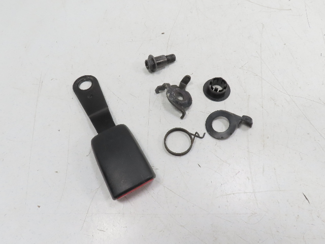 15 Toyota Tundra Crewmax #1318 buckle clip seatbelt receiver rear left 2nd row 73390-0C020