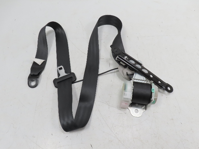 15 Toyota Tundra Crewmax #1318 seatbelt seat belt shoulder rear left 2nd row 73370-0C080