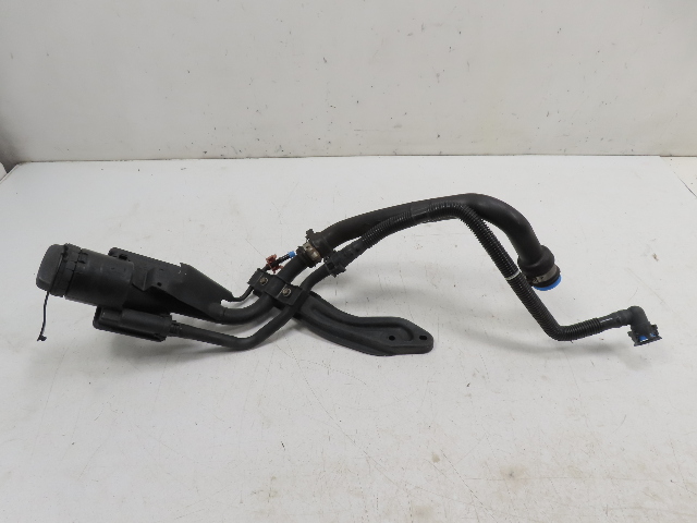 15 Toyota Tundra Crewmax #1318 fuel filler neck pipe hose 26 gallon OEM 77201-0C121