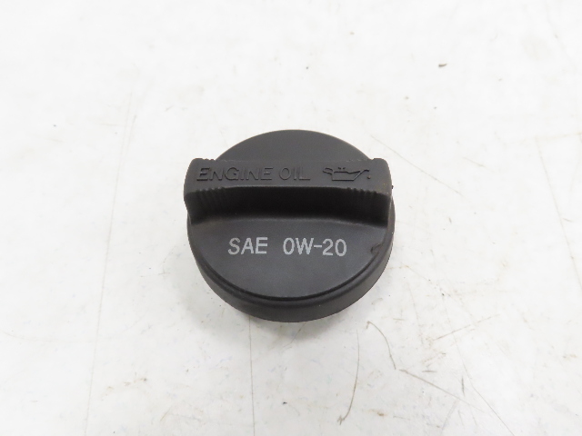 15 Toyota Tundra Crewmax #1318 Cap Cover Engine Motor Oil Filler OEM 12180-F4010