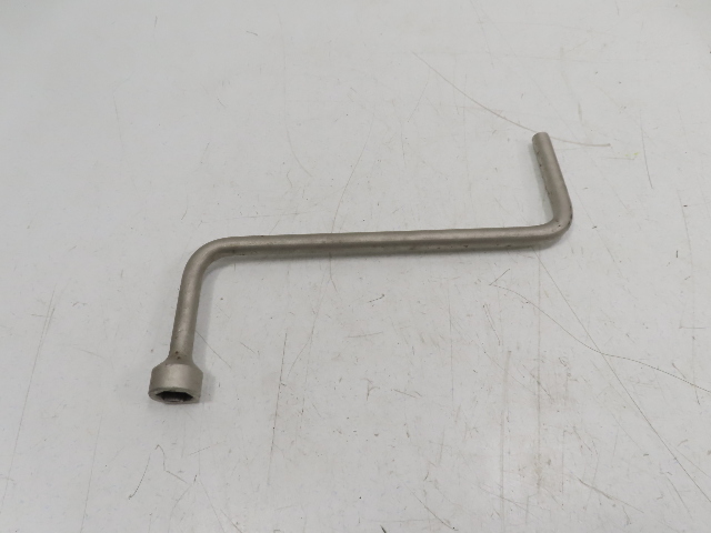 00 BMW Z3 E36 3.0L #1319 Wrench, Wheel Lug Bolt, 17mm OEM Heyco