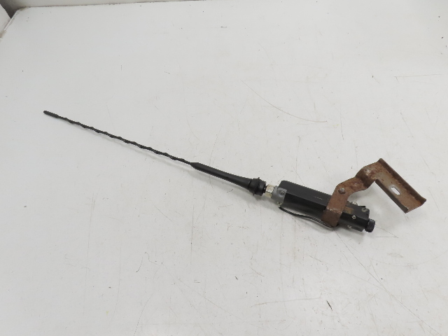 00 BMW Z3 E36 3.0L #1319 Antenna & Mast, Radio 65218375159