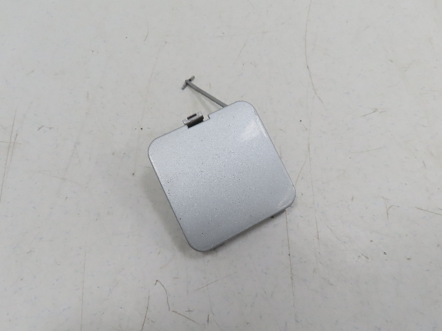 96 BMW Z3 E36 1.9L #1320 Trim, Rear Bumper Tow Hook Cover Cap 51118397170