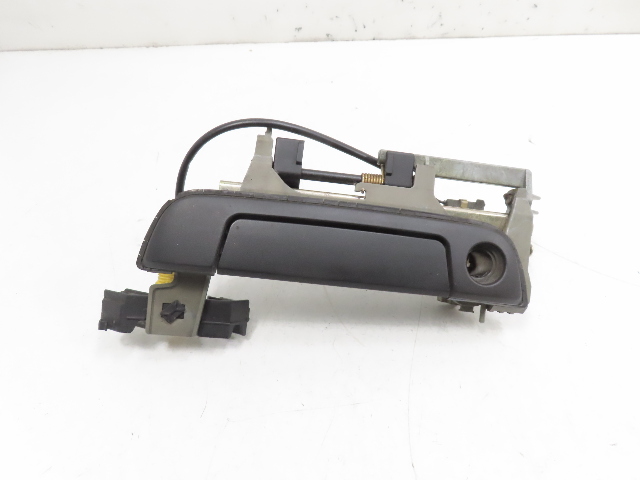 96 BMW Z3 E36 1.9L #1320 Door Handle, Exterior, Left