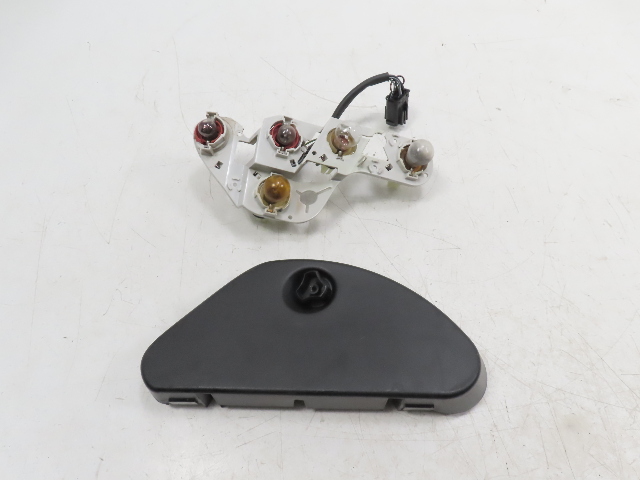 00 BMW Z3 E36 2.5L #1322 Taillight Bulb Housing & Back Cover Right 8410004