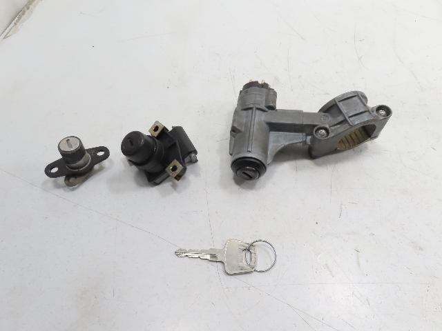Porsche 944 Turbo 951 #1323 Lock Set W/ Key Ignition Trunk Glove Box 92861301701