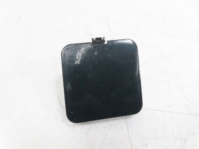 97 BMW Z3 E36 1.9L #1324 Trim, Rear Bumper Tow Hook Cover Cap 51118397170