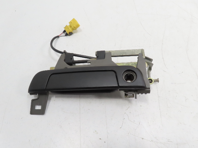 96 BMW Z3 E36 1.9L #1325 Door Handle, Exterior, Left