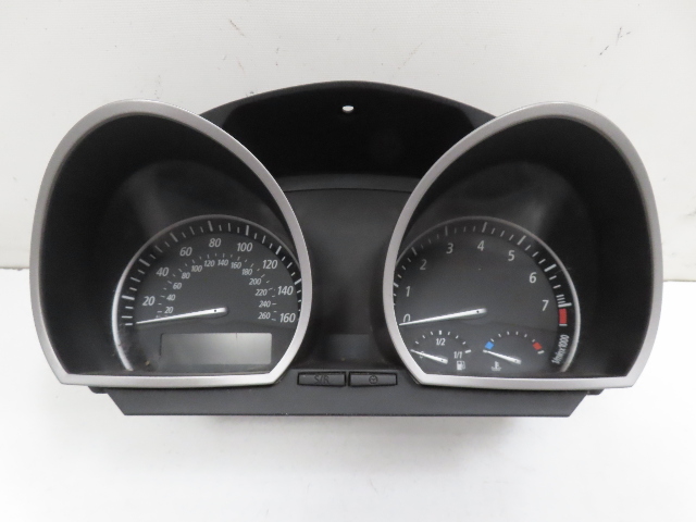 06 BMW Z4 E85 #1326 Instrument Cluster Speedometer Manual Trans 9117281
