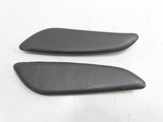 06 BMW Z4 E85 #1326 Trim Pair, Center Console Knee Pad Black 7026215 7026216