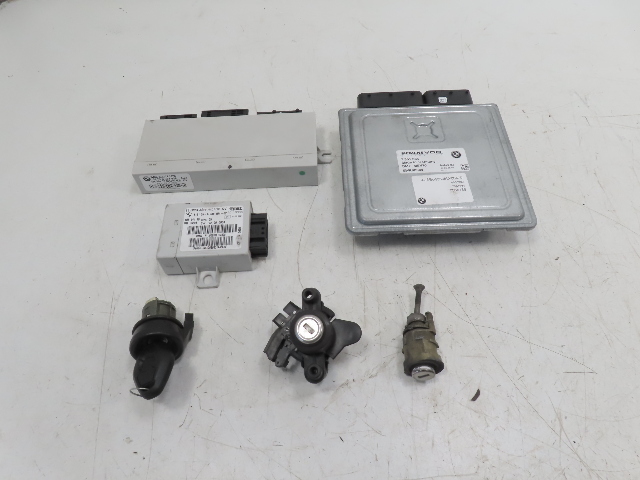 06 BMW Z4 E85 #1326 Lock Set Ignition Engine ECU Immobilizer 3.0L N52