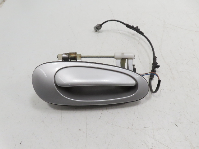 01 Porsche Boxster S 986 #1330 Door Handle, Exterior, Right Silver